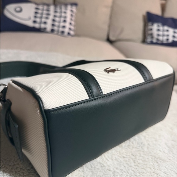 Lacoste Dark Green and Cream Satchel - Picture 4 of 6